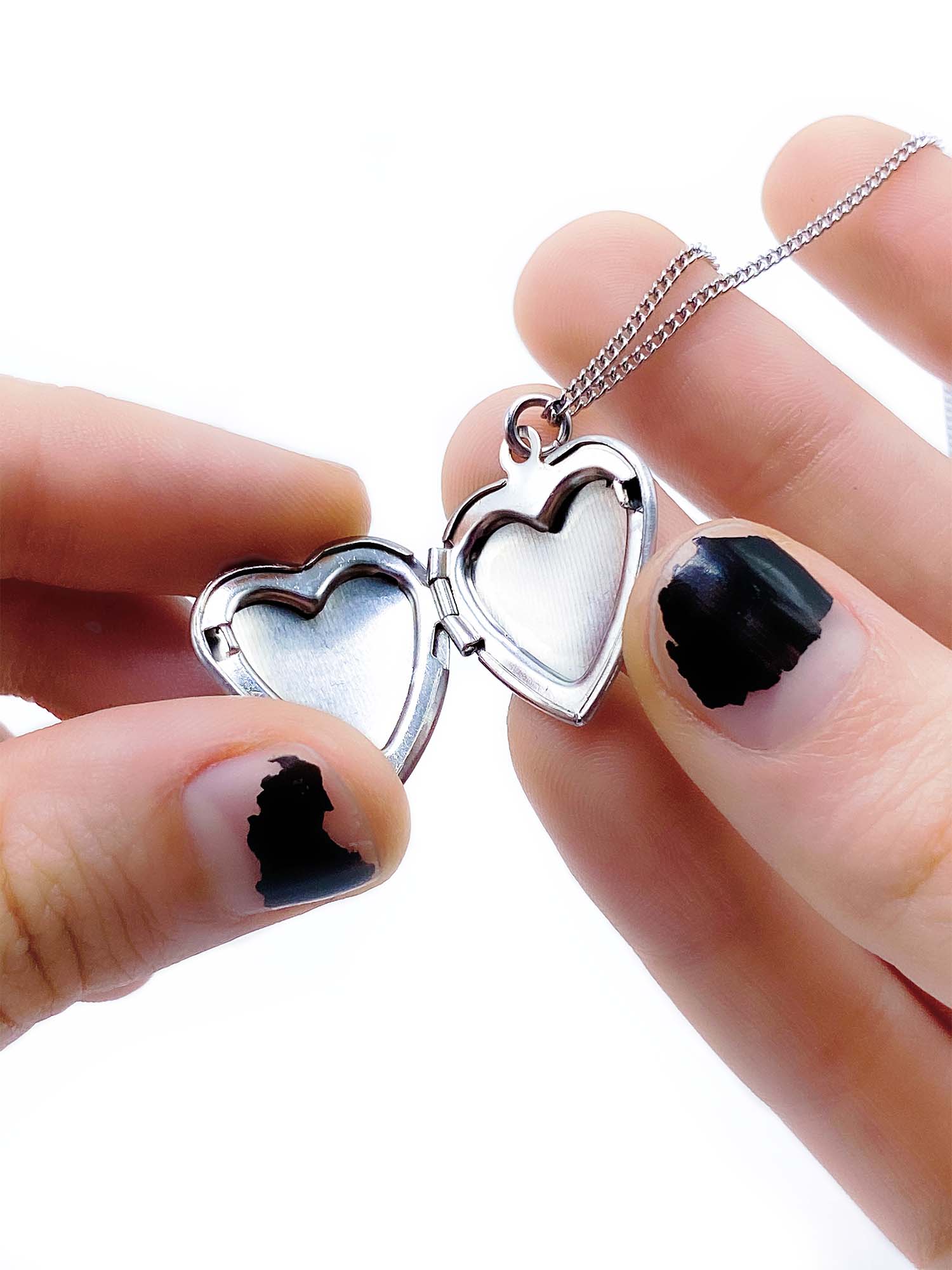 iGirl Locket - Image 6